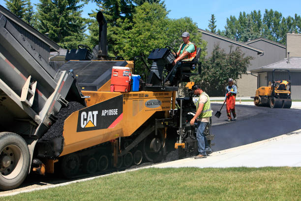Best Residential Driveway Paver Services  in Oblong, IL